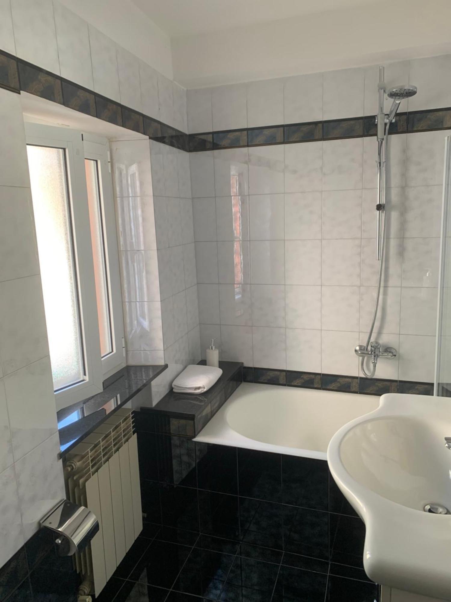 The First Colombo Brignole XX Settembre Apartment Genoa Ngoại thất bức ảnh